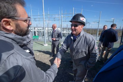 uss-414x276.jpg uss-414x276.jpg